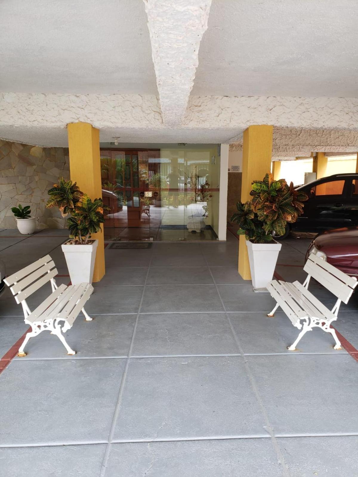 Localizacao Imbativel! A 98M Da Praia Do Forte Com Conforto, Ar-Condicionado E Estacionamento! Cabo Frio Exterior photo